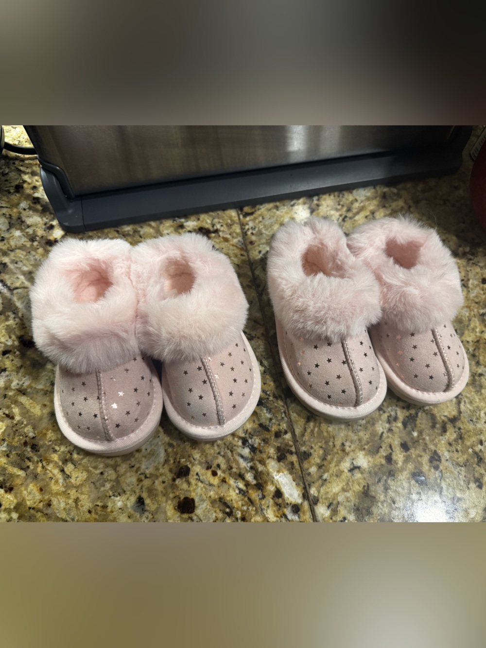 TWIN BUNDLE / Pink Fuzzy Star-Print Slippers / Toddler Size 6